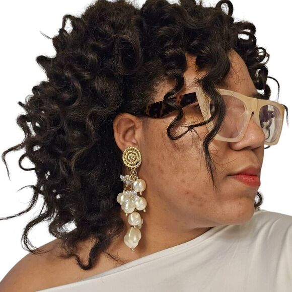 Large Vintage Runway Statement Gold Swirl & Floral Pearl Beaded Dangle Earrings - Picture 3 of 12